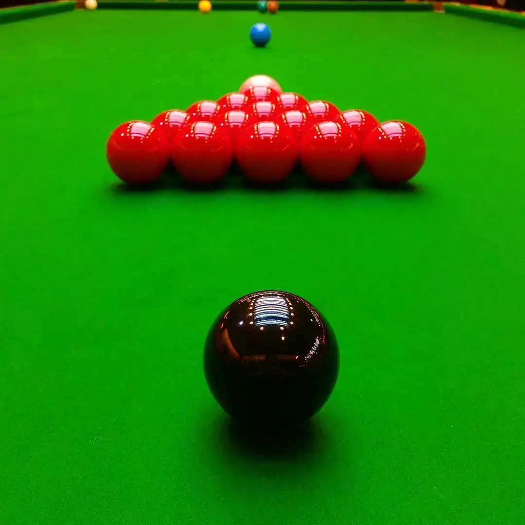 巅峰对决！2023斯诺克武汉公开赛：马克·艾伦VS利索夫斯基，谁将问鼎？